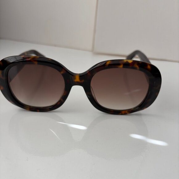 Quay Women\'s Impromptu 53 mm Tortoiseshell Round Sunglasses without box main image 5